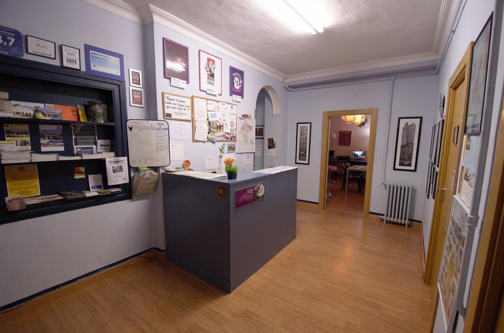 Hostel Hemingway Pamplona Buitenkant foto