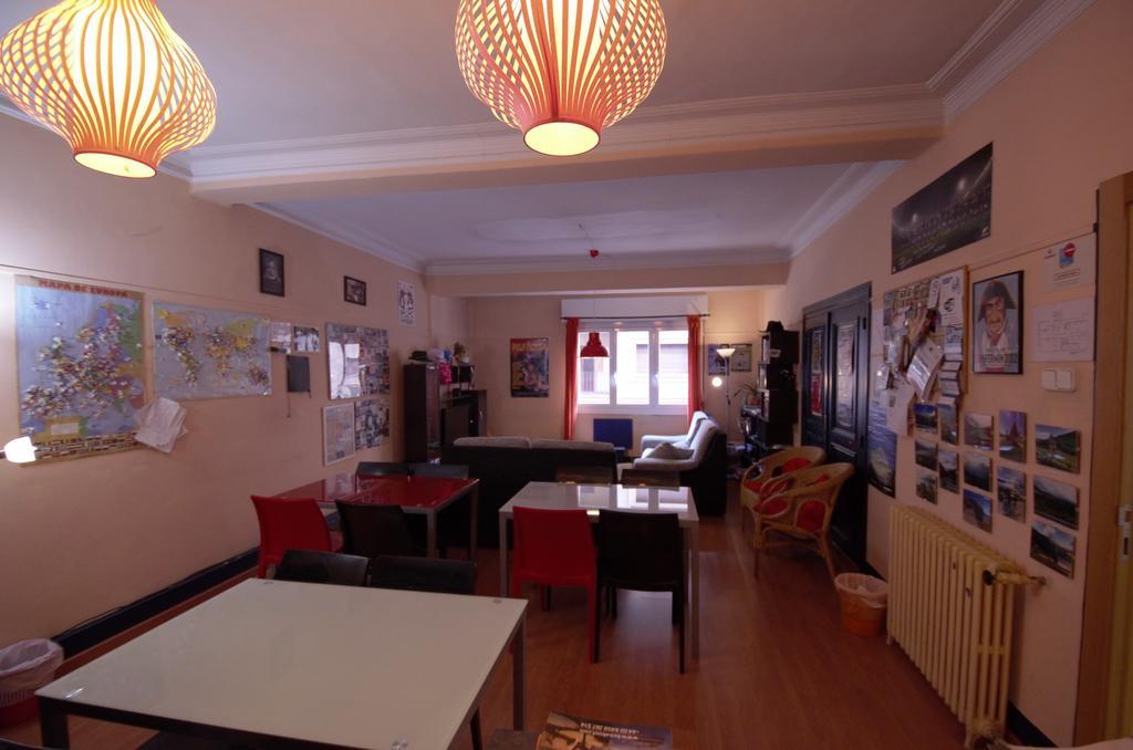 Hostel Hemingway Pamplona Buitenkant foto