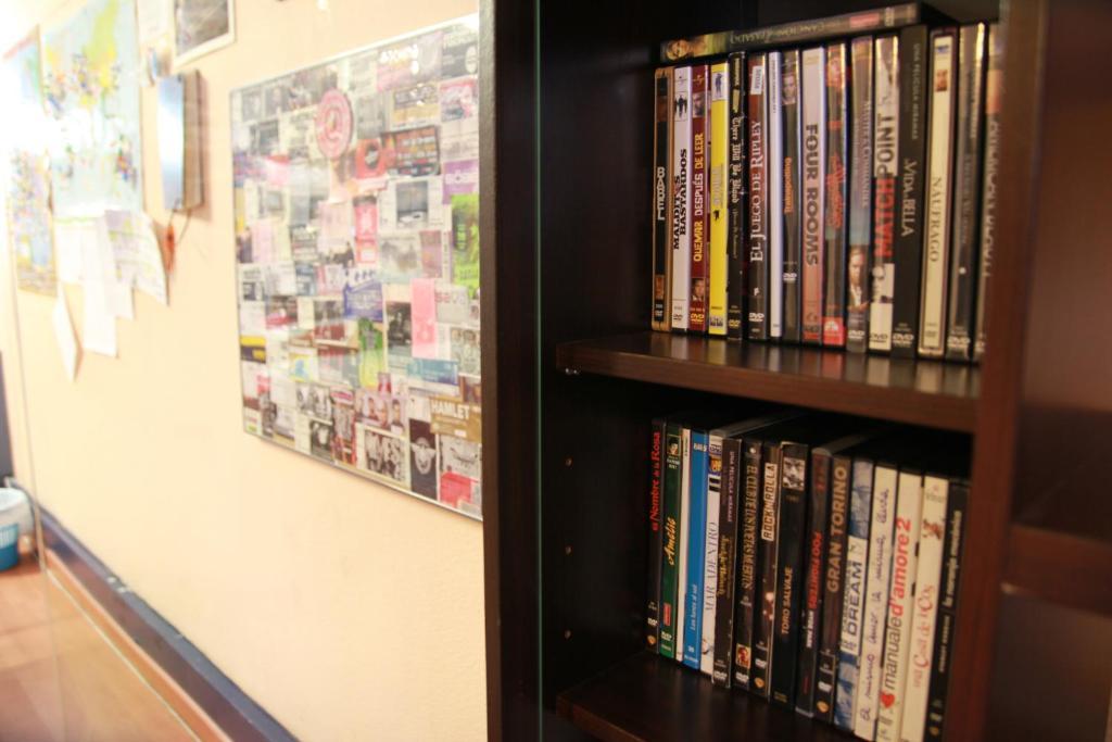 Hostel Hemingway Pamplona Buitenkant foto